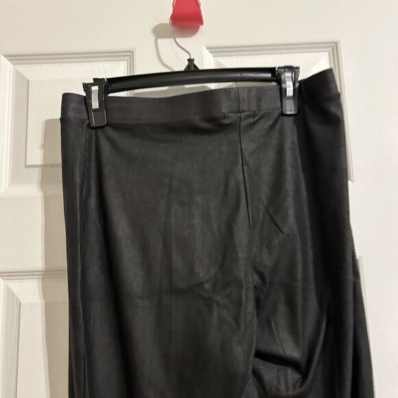 Trouve Faux Leather Black Leggings Womens Medium Pull On Stretch Pants High Rise - Picture 4 of 7